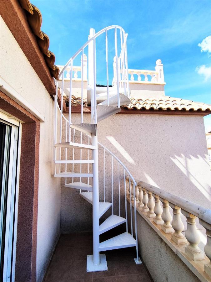 Modern Townhouse With Bbq & Terrace - Gran Alacant Εξωτερικό φωτογραφία